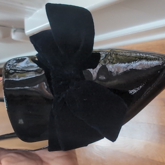 Banana Republic Black Patent Leather Mules With Navy Velvet Bows Festive Holiday - Picture 7 of 8